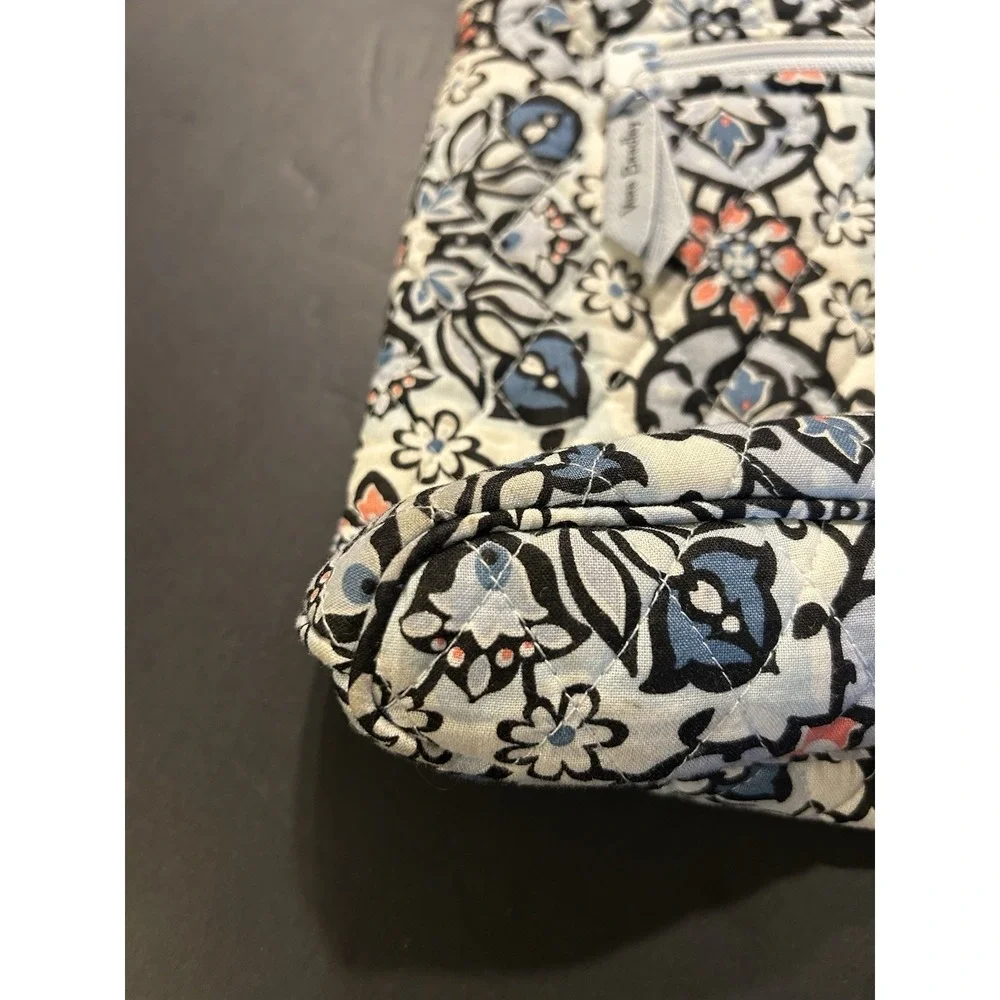 Vera Bradley Hipster Crossbody Bag Lisbon Medallion Fabric Floral Purse
